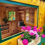 Σαλέ Unique Wooden House In Nature Lukovica pri Domžalah