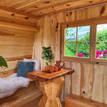 Unique Wooden House In Nature シャレー Lukovica pri Domžalah